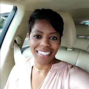 Meet your Posher, Leigh